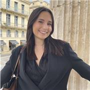 Je suis diplômée d'une licence sciences de la vie de l'Université de Nîmes. Je rentre en 2e année de médecine en septembre.